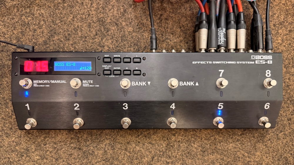 Boss ES-8