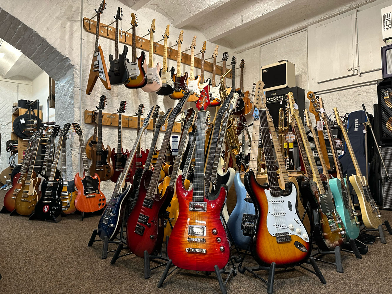 Les guitares et accessoires guitares